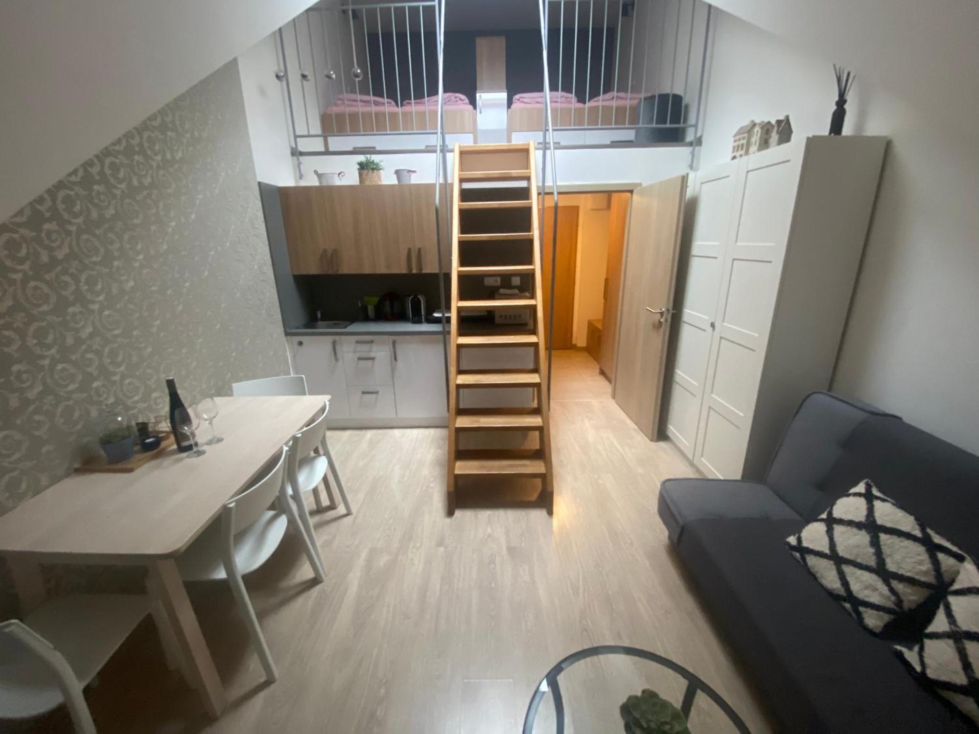 Apartman Emmi Лоучна-над-Десноу Экстерьер фото
